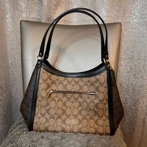 Coach Christy Shoulder Bag In Blocked Signature Canvas